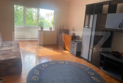 Apartament cu 4 camere decomandat, mobilat în Soarelui