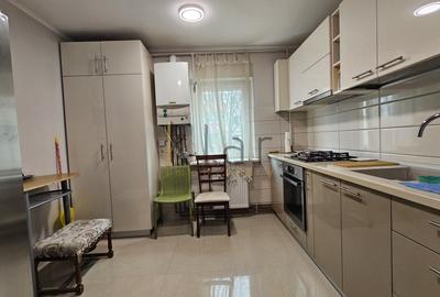 Apartament cu 4 camere decomandat, mobilat în Zorilor - 2