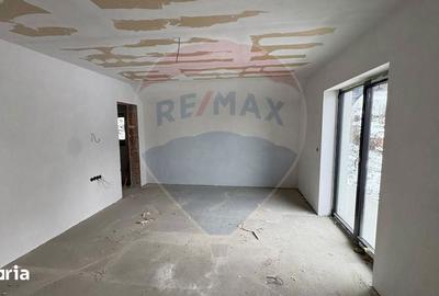 Casă cu 6 camere cu Teren 822 Mp în Central - 12