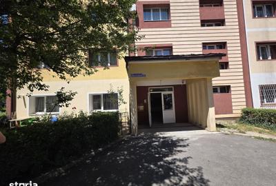Garsonieră decomandată în Astra - 3