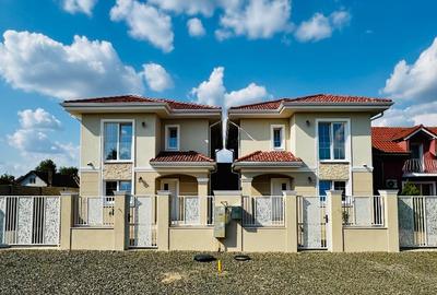 Duplex cu 5 camere cu Teren 250 Mp în Moșnița Nouă - 1