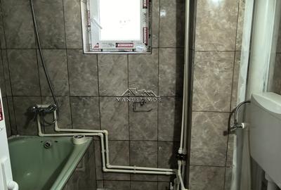 Casă individuală cu 3 camere cu Canalizare în Central - 7