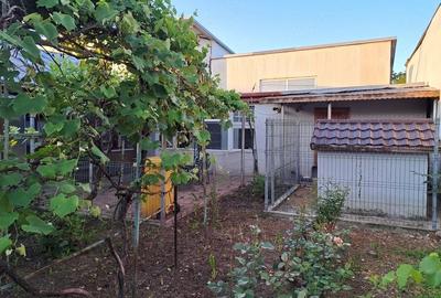 Casă cu 3 camere cu Teren 200 Mp în Rahova