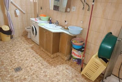 Casă cu 4 camere cu Teren 2518 Mp în Tomnatic - 2