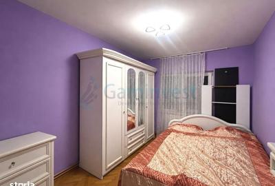 Apartament cu 3 camere decomandat în Dacia