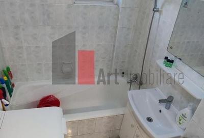 Apartament cu 3 camere decomandat în Giulești - 9