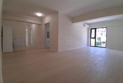 Apartament cu 3 camere decomandat în Păcurari - 1