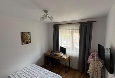 Apartament cu 3 camere decomandat în Sânpetru