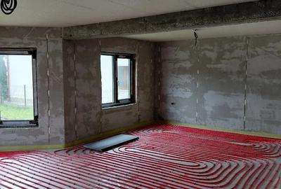 Casă cu Teren 650 Mp în Central