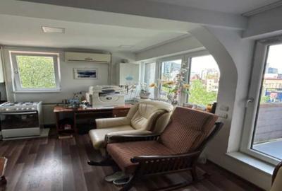 Apartament cu 3 camere semidecomandat în Calea Călărașilor - 4