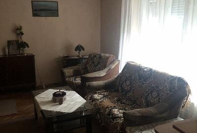 Casă în Central