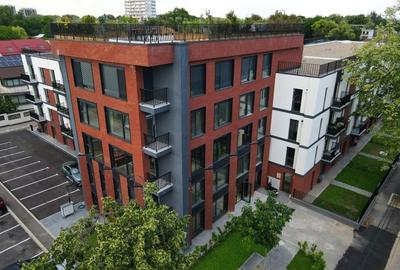 Apartament cu 3 camere decomandat în Central - 1