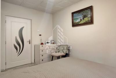 Apartament cu 4 camere semidecomandat, mobilat în Miorița - 11