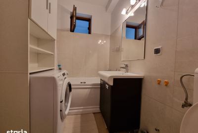 Apartament cu 3 camere semidecomandat în Militari