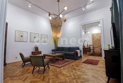 Apartament cu 3 camere semidecomandat în Central - 1