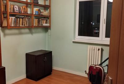 Apartament cu 3 camere decomandat în Tomis Nord