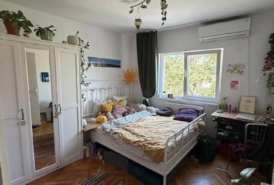 Apartament cu 3 camere semidecomandat în Spitalul Județean - 1