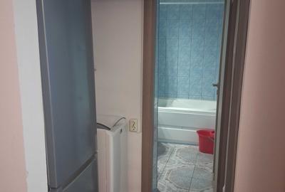 Apartament cu 2 camere semidecomandat în Brâncoveanu