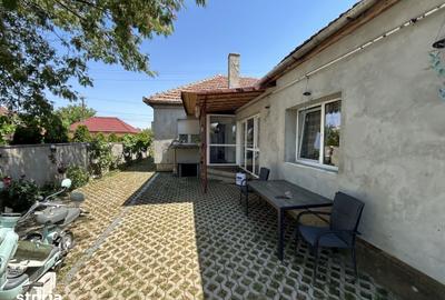 Casă cu 4 camere cu Teren 494 Mp în Vladimirescu - 2