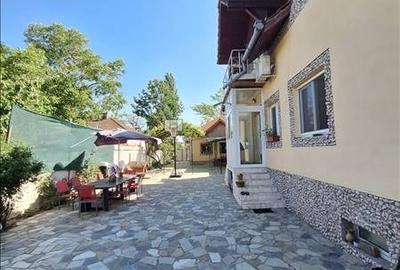 Casă cu 7 camere cu Canalizare în Calea Aradului - 2