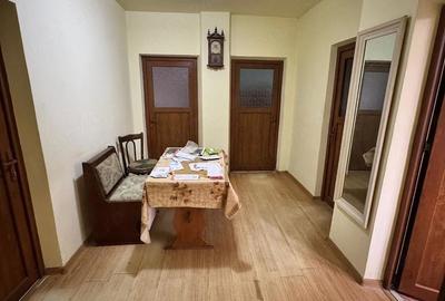 Casă cu 4 camere cu Teren 530 Mp în Central