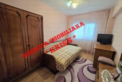 Apartament cu 3 camere decomandat în Exercițiu - 8