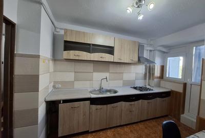 Apartament cu 2 camere decomandat în Exterior Vest