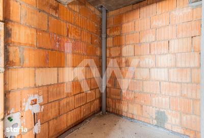 Apartament cu 3 camere decomandat în Dârste - 11