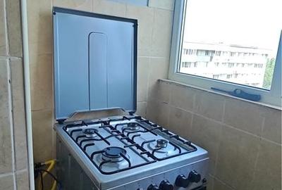 Apartament cu 3 camere semidecomandat în Drumul Taberei - 8