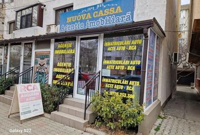 Apartament cu 3 camere decomandat în Sud