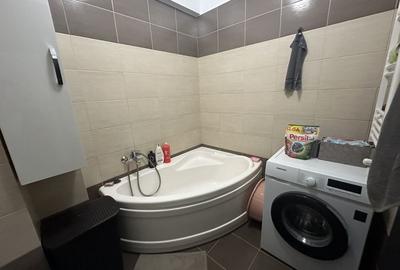 Apartament cu 2 camere decomandat în Roșu - 1