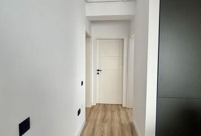 Apartament cu 3 camere decomandat în Florești