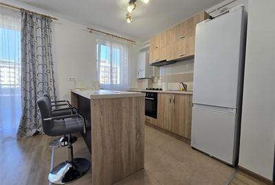 Apartament cu 2 camere decomandat, mobilat în Tractorul