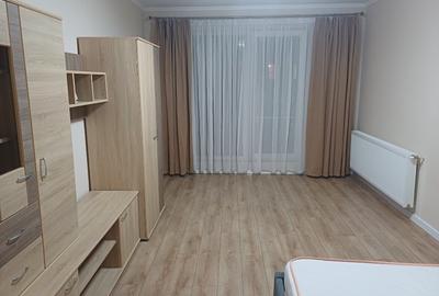 Garsonieră decomandată, mobilată în Florești