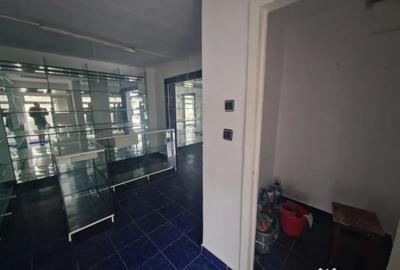 Spațiu comercial, de 48 mp, în Decebal - 5