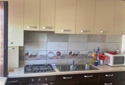 Apartament cu 3 camere decomandat în Micro 16 - 7