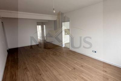 Apartament cu 3 camere decomandat în Metalurgiei