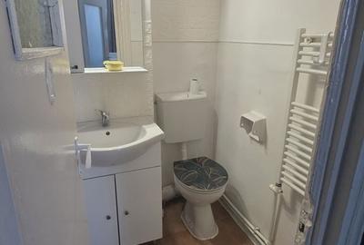 Apartament cu 2 camere decomandat, mobilat în Hala Centrală - 5