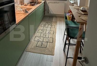 Apartament cu 3 camere decomandat în Tractorul - 1