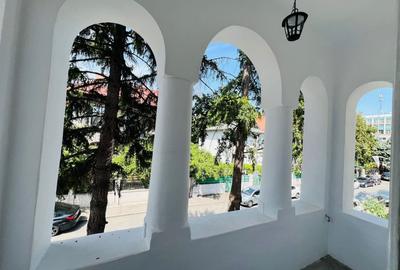 Casă individuală cu 11 camere cu Canalizare în Dorobanți - 1