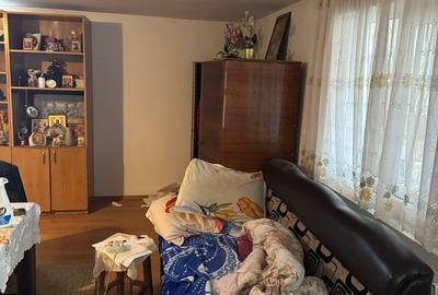 Casă cu 6 camere cu Teren 986 Mp în Bălăceanca