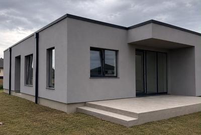 Casă cu 3 camere în Cheriu - 4