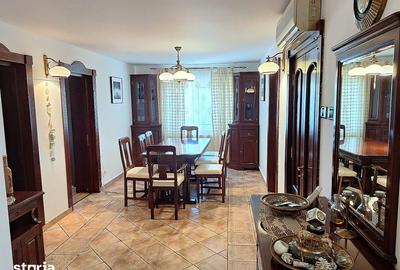 Apartament cu 3 camere decomandat în Târgu Cucu - 1