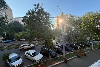 Apartament cu 2 camere decomandat în Rahova