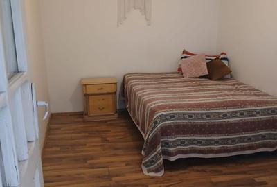 Casă cu 4 camere în Central - 2