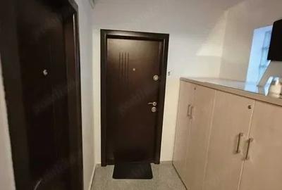 Apartament cu 2 camere decomandat în Tei