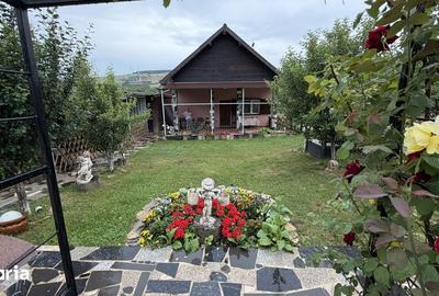 Casă cu 2 camere cu Teren 800 Mp în Florești - 2