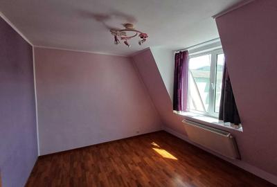 Apartament cu 3 camere semidecomandat în Central - 1