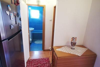 Apartament cu 2 camere decomandat în Micro 17 - 7