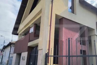 Casă cu 5 camere cu Teren 521 Mp în Central
